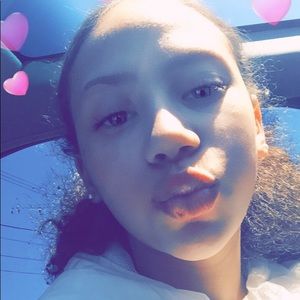 Meet your Posher, Keonna